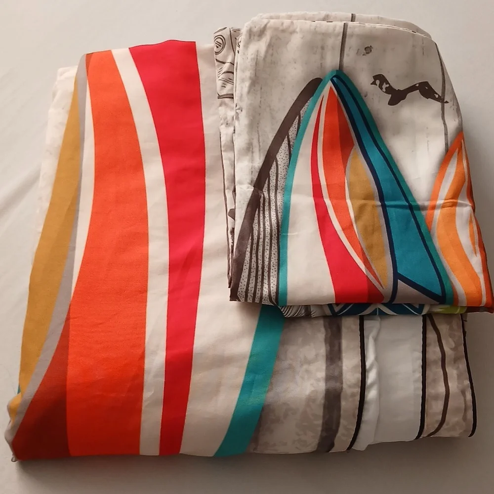 Surfing Duvet Cover Set - Picture 2 of 12